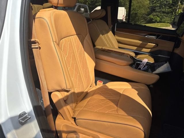 2022 Jeep Grand Wagoneer Series III 4x4
