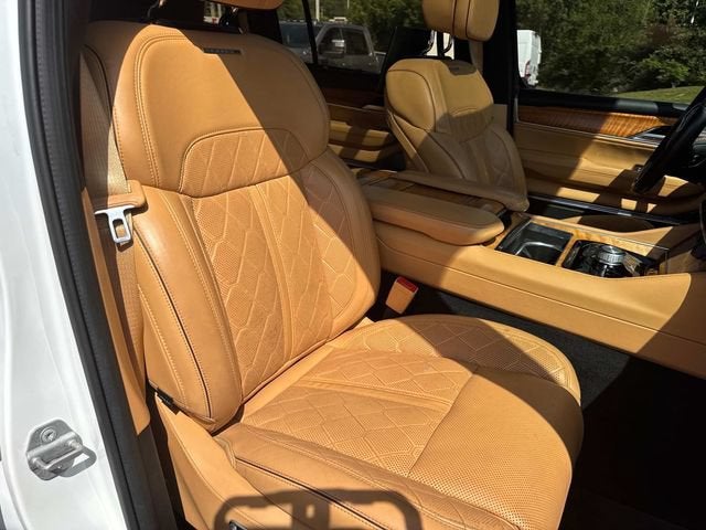 2022 Jeep Grand Wagoneer Series III 4x4