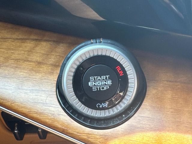 2022 Jeep Grand Wagoneer Series III 4x4