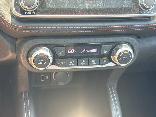 2019 Nissan Kicks SR