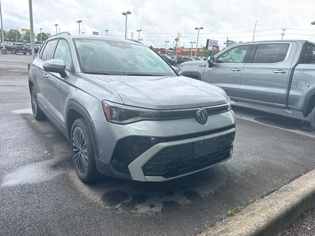 2025 Volkswagen Taos SE