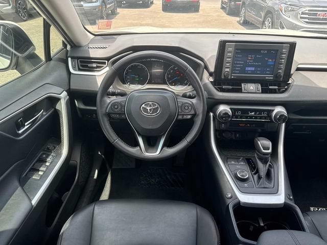 2022 Toyota RAV4 Hybrid XLE Premium