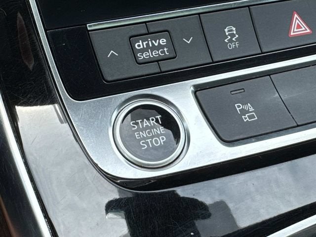 2022 Audi Q7 Premium 45 TFSI quattro Tiptronic