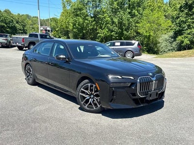 2025 BMW 7 Series 740i xDrive