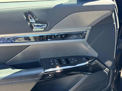 2025 BMW 7 Series 740i xDrive
