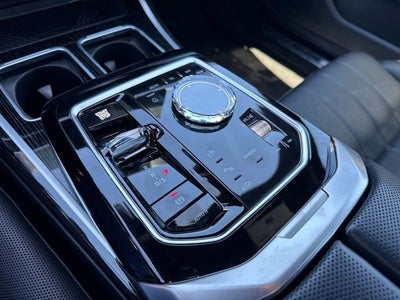 2025 BMW 7 Series 740i xDrive