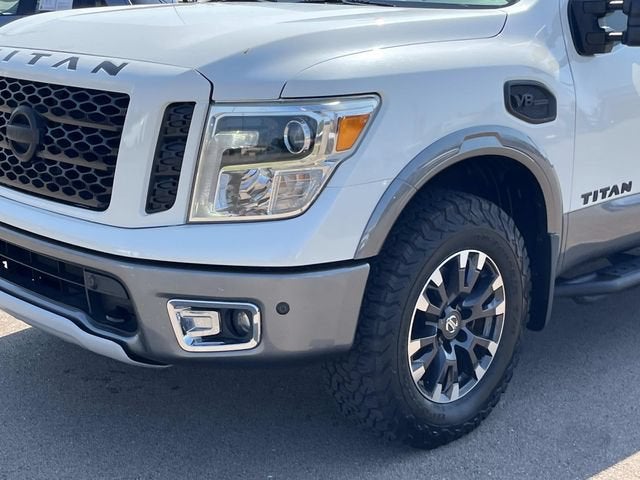 2017 Nissan TITAN PRO-4X