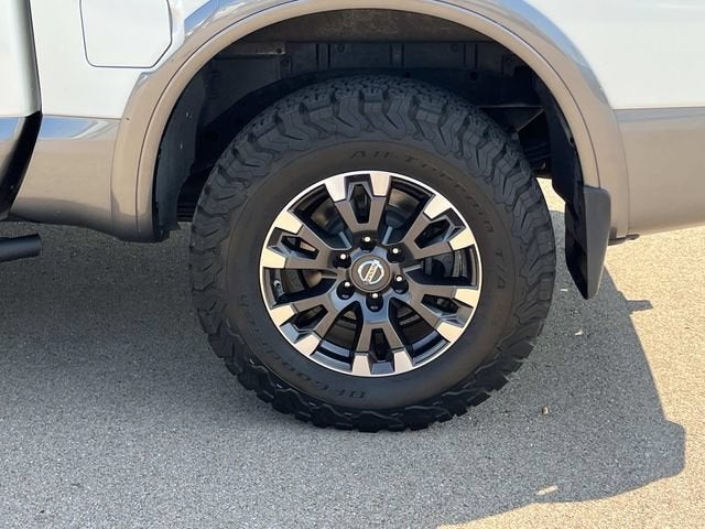 2017 Nissan TITAN PRO-4X