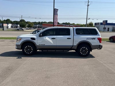 2017 Nissan TITAN PRO-4X