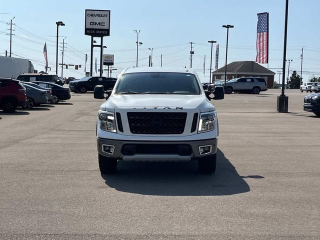2017 Nissan TITAN PRO-4X