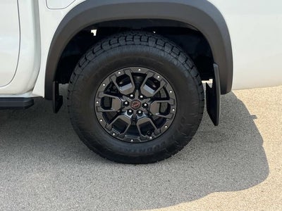 2022 Nissan Frontier Crew Cab PRO-X 4x2