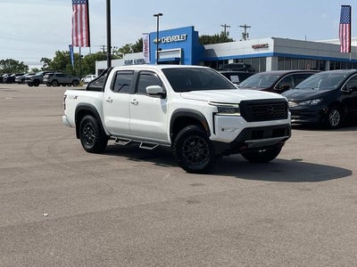 2022 Nissan Frontier Crew Cab PRO-X 4x2