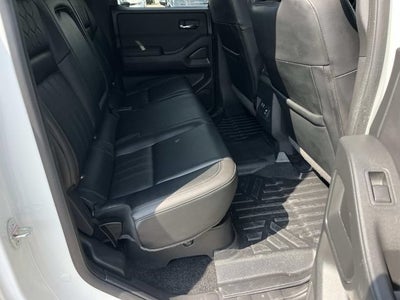2022 Nissan Frontier Crew Cab PRO-X 4x2