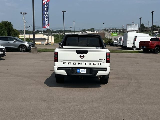 2022 Nissan Frontier Crew Cab PRO-X 4x2