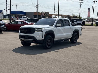 2022 Nissan Frontier Crew Cab PRO-X 4x2