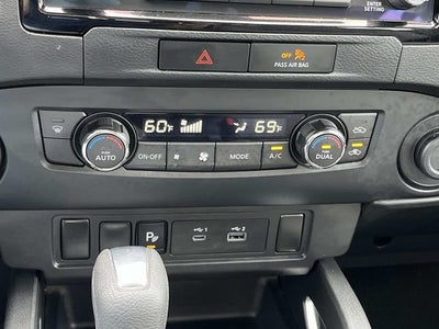 2022 Nissan Frontier Crew Cab Long Bed SV 4x2