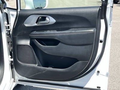 2020 Chrysler Pacifica Touring