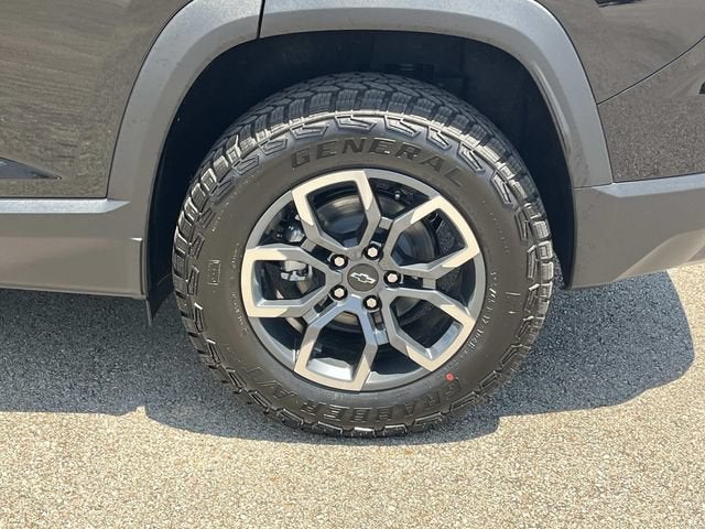 2027 Chevrolet Equinox FWD ACTIV