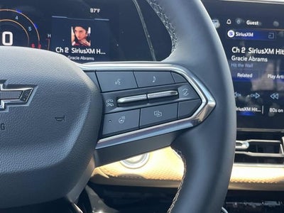 2027 Chevrolet Equinox FWD ACTIV