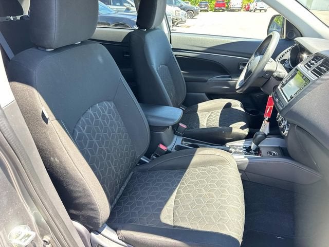 2024 Mitsubishi Outlander Sport S