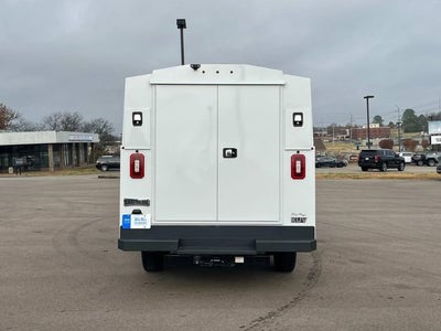 2025 GMC Savana Cutaway 3500 1WT