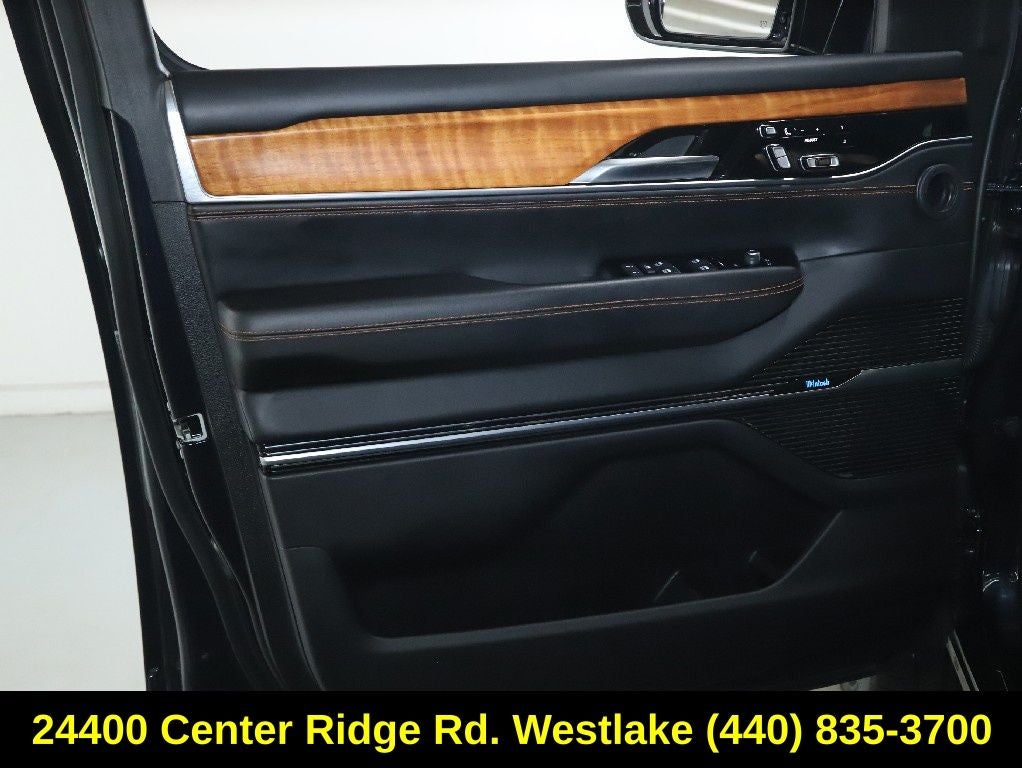 2022 Jeep Grand Wagoneer Series III