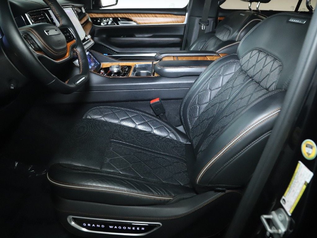 2022 Jeep Grand Wagoneer Series III