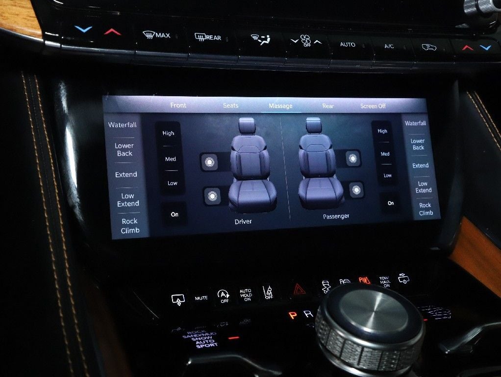 2022 Jeep Grand Wagoneer Series III