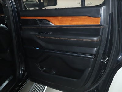2022 Jeep Grand Wagoneer Series III