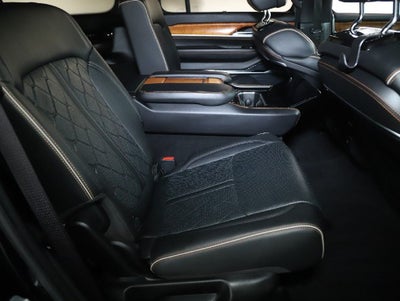 2022 Jeep Grand Wagoneer Series III