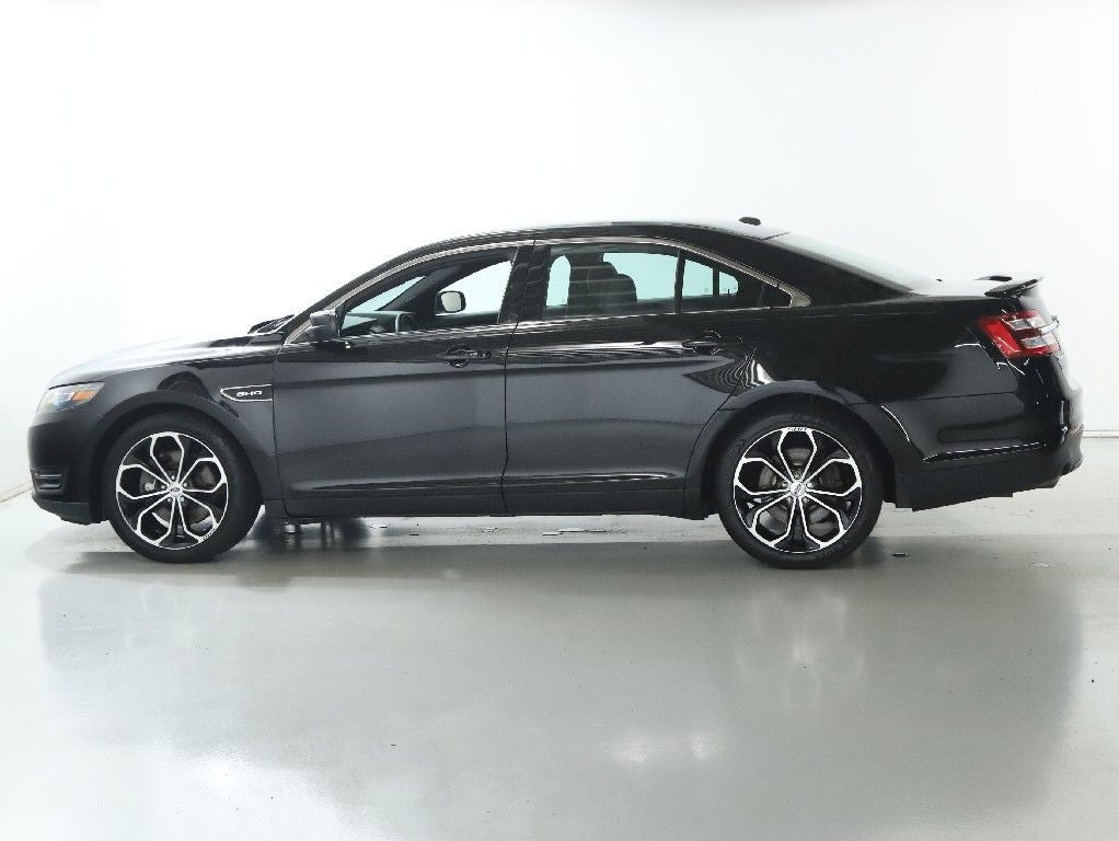 2017 Ford Taurus SHO