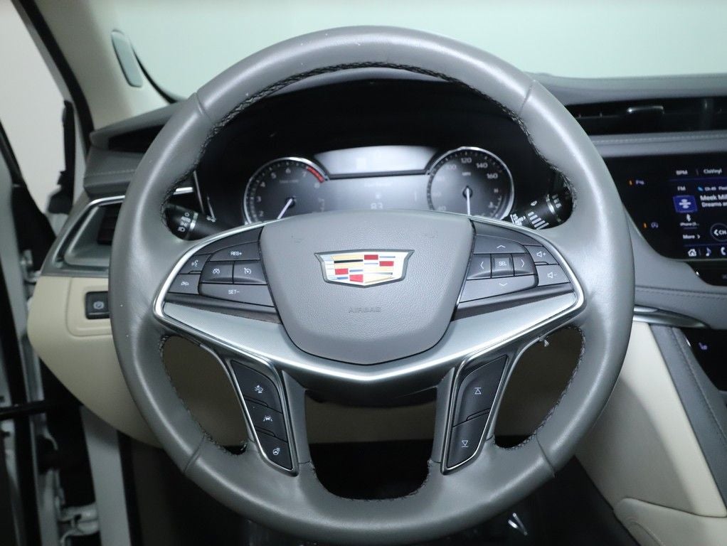 2022 Cadillac XT5 Premium Luxury