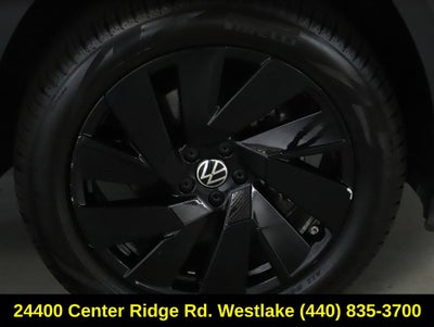 2024 Volkswagen Atlas Cross Sport 2.0T SE w/Technology