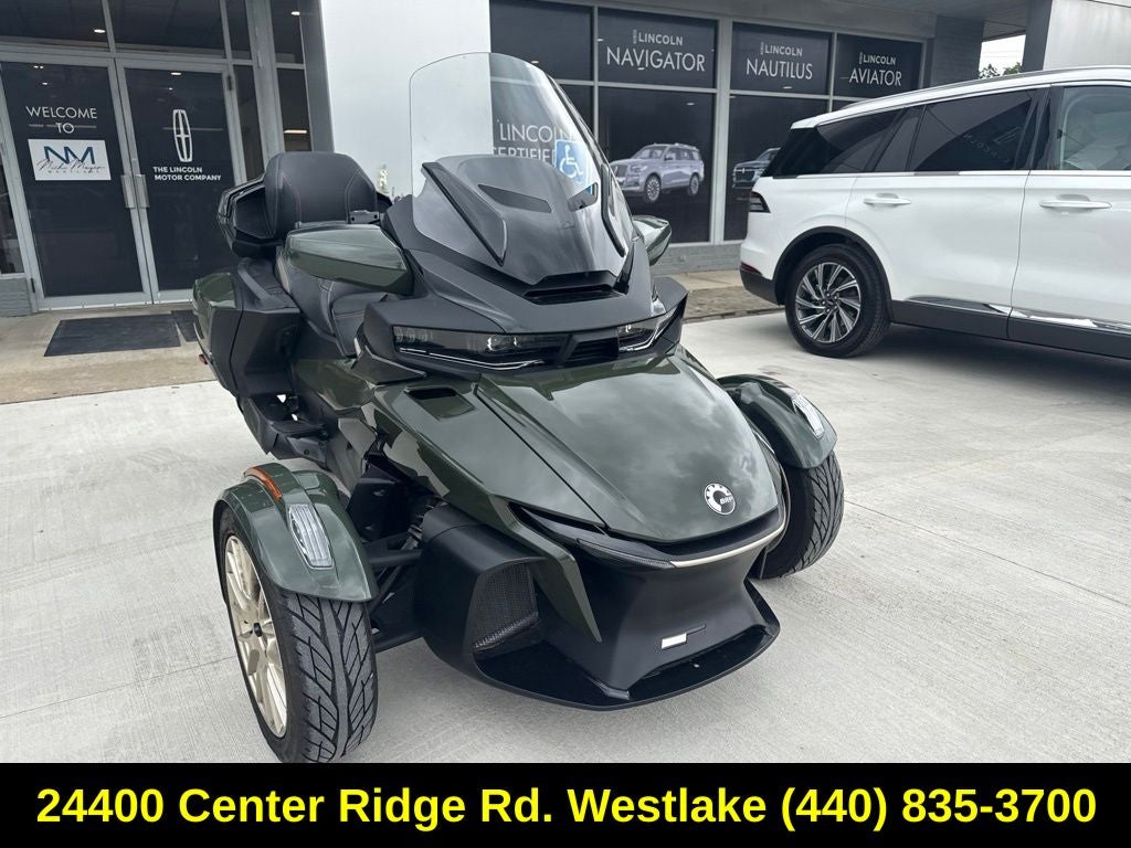 2023 Can-Am Spyder SEA TO SKY
