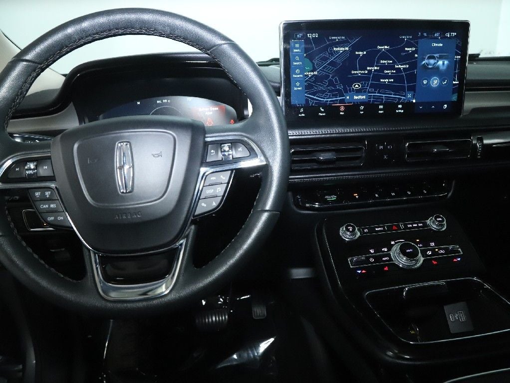 2022 Lincoln Nautilus Standard