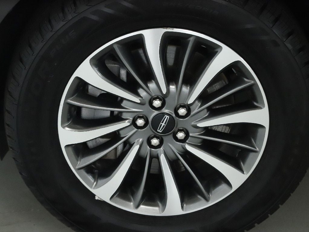 2022 Lincoln Nautilus Standard