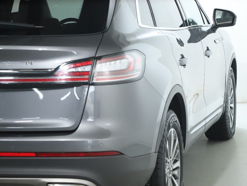2022 Lincoln Nautilus Standard