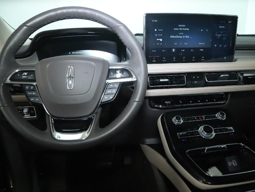 2023 Lincoln Nautilus Standard