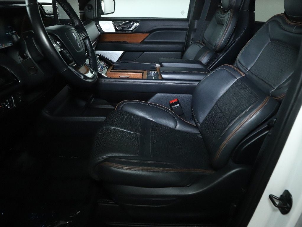 2023 Lincoln Navigator Black Label
