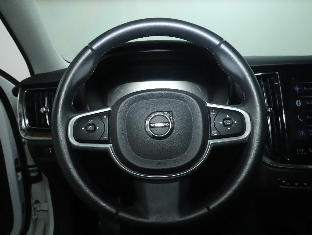 2022 Volvo S60 Recharge Plug-In Hybrid T8 R-Design Expression