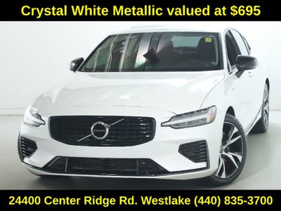 2022 Volvo S60 Recharge Plug-In Hybrid T8 R-Design Expression