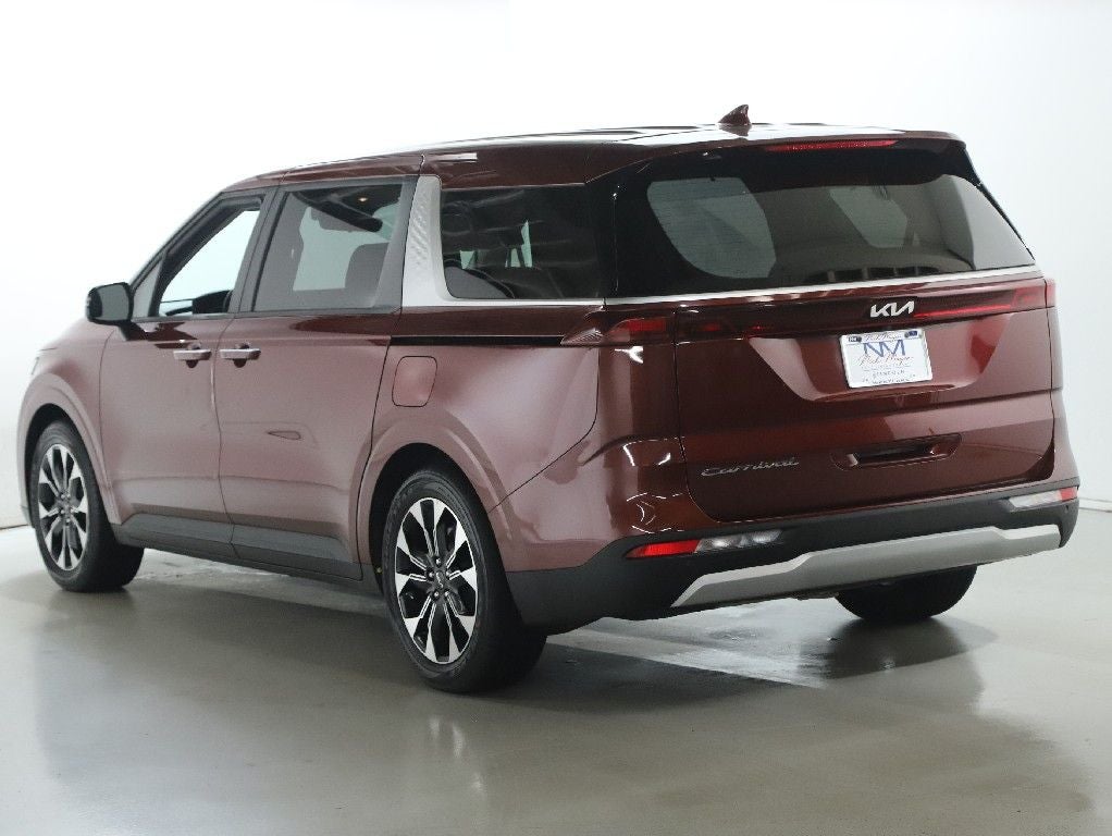2022 Kia Carnival EX