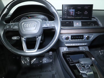 2024 Audi Q5 45 S line Premium quattro